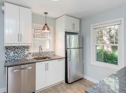436 Woodlawn Avenue, Saint Paul, MN 55105