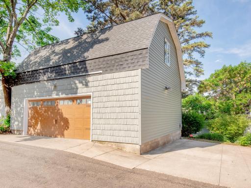 436 Woodlawn Avenue, Saint Paul, MN 55105