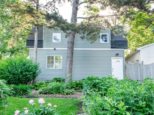 436 Woodlawn Avenue, Saint Paul, MN 55105