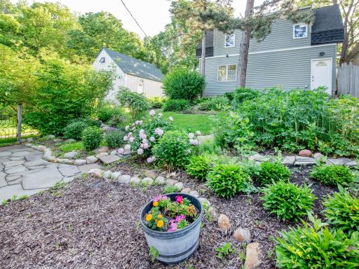 436 Woodlawn Avenue, Saint Paul, MN 55105