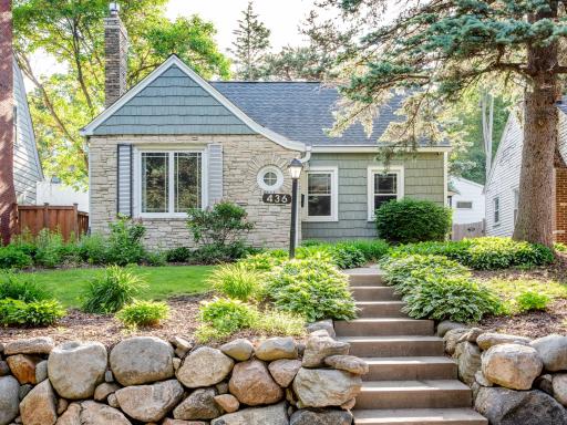 436 Woodlawn Avenue, Saint Paul, MN 55105