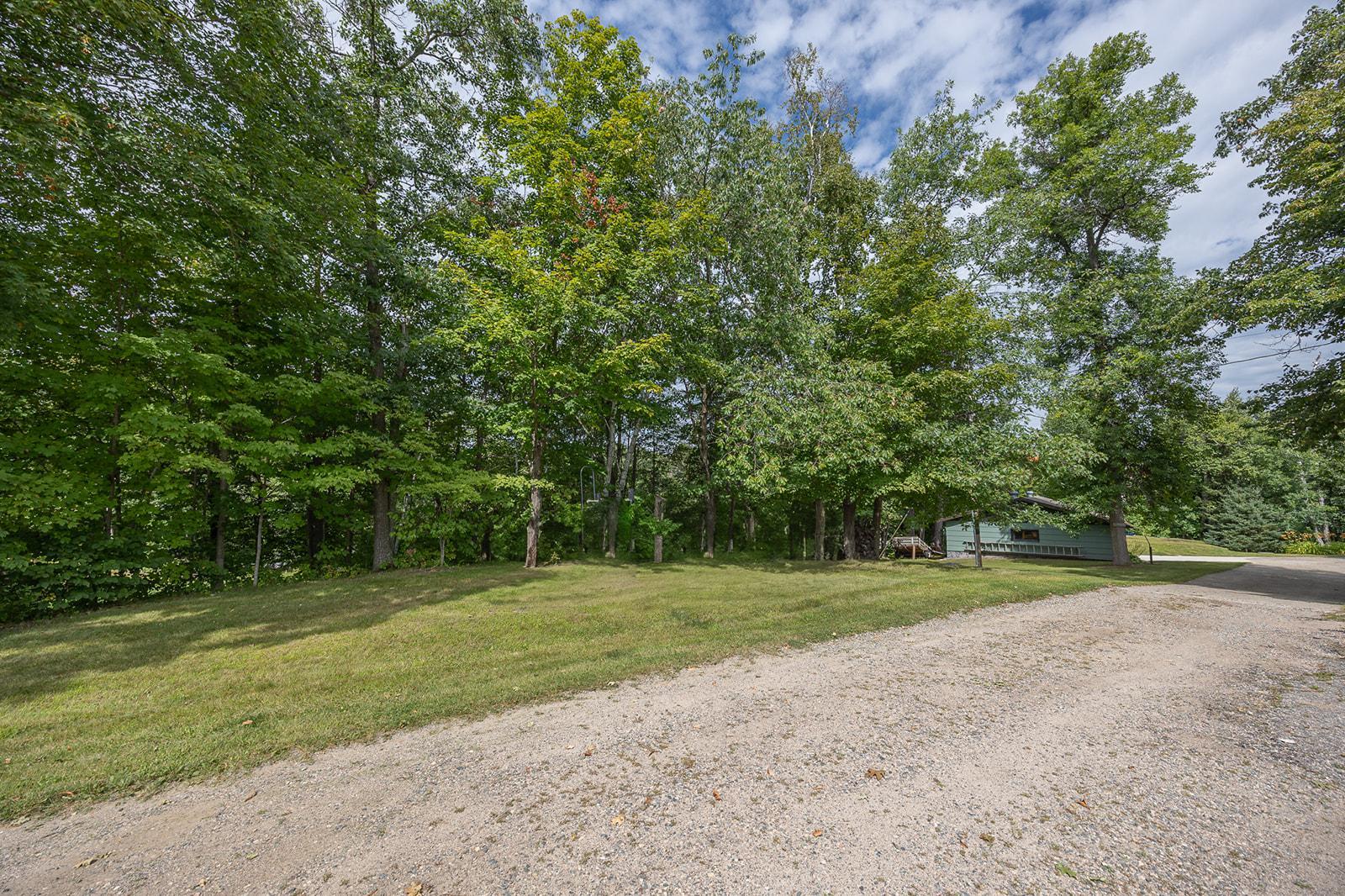 Additional yard space behind the garage