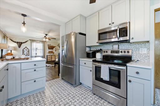 318 13th Avenue N, South Saint Paul, MN 55075