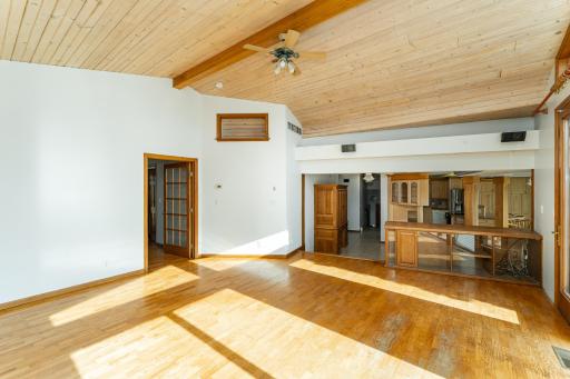 520 Cemetery Road, Mantorville, MN 55955