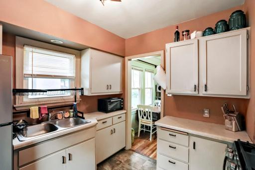 4552 Penn Avenue N, Minneapolis, MN 55412