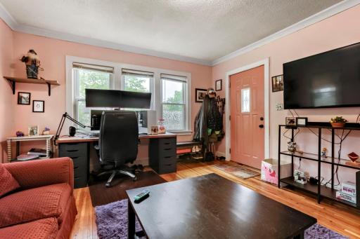 4552 Penn Avenue N, Minneapolis, MN 55412