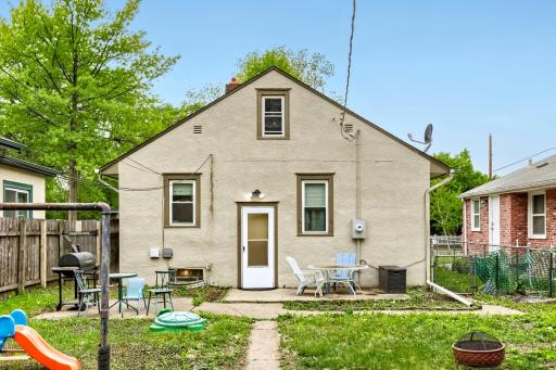 4552 Penn Avenue N, Minneapolis, MN 55412