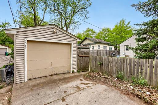 4552 Penn Avenue N, Minneapolis, MN 55412