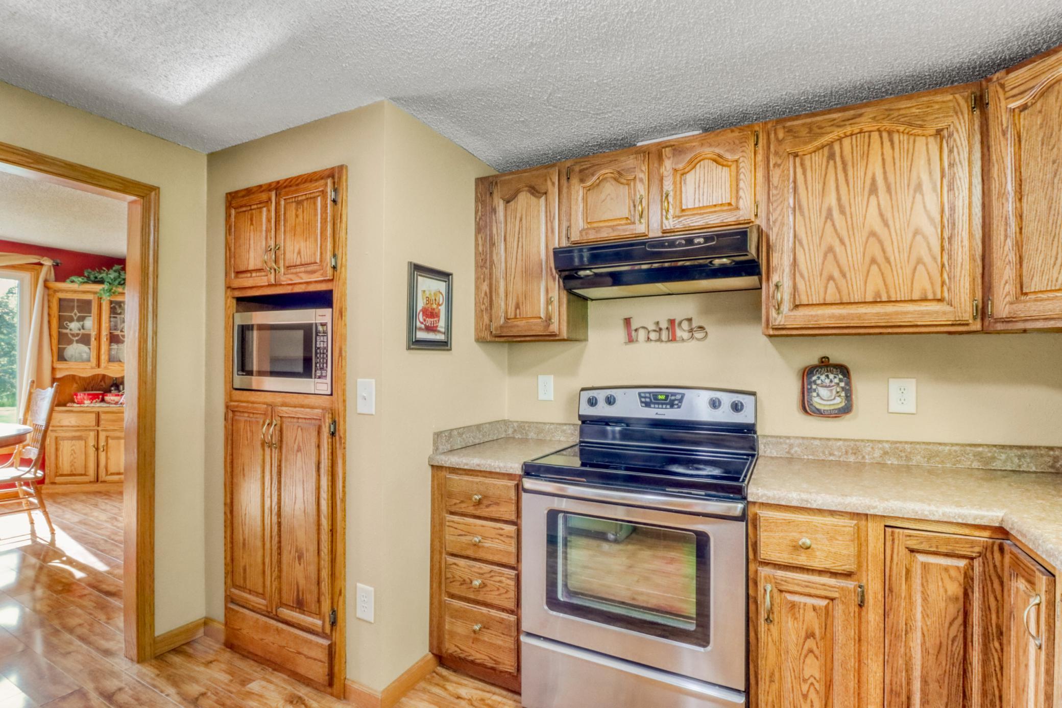 Kitchen1_5 (5).JPG