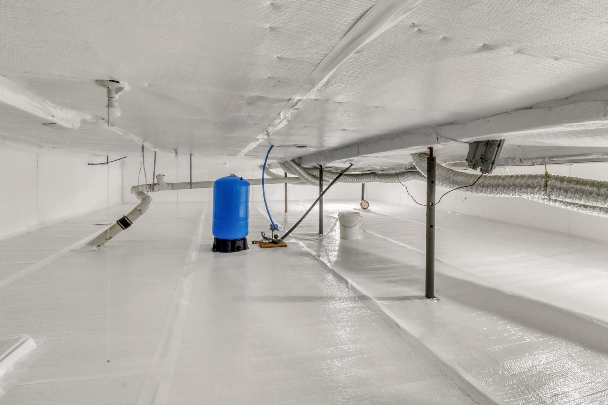Basement Storage1_1 (1).JPG
