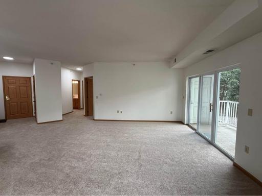 5650 Boone Avenue N, 120, Minneapolis, MN 55428