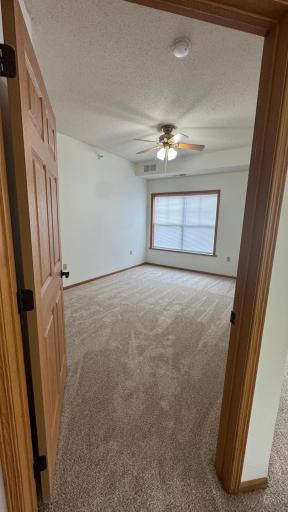 5650 Boone Avenue N, 120, Minneapolis, MN 55428