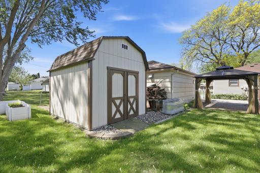 5900 Ensign Avenue N, Minneapolis, MN 55428
