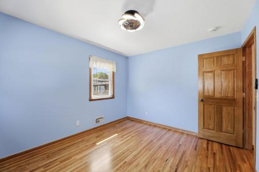 5900 Ensign Avenue N, Minneapolis, MN 55428