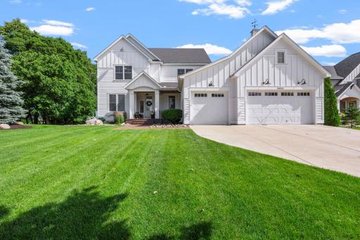 2522 Woods Drive, Victoria, MN 55386