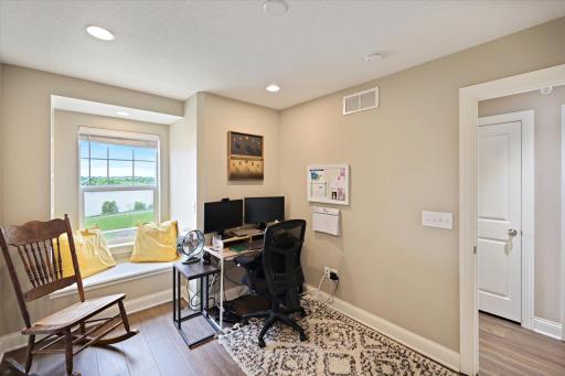 8286 Jonquil Lane N, Maple Grove, MN 55369
