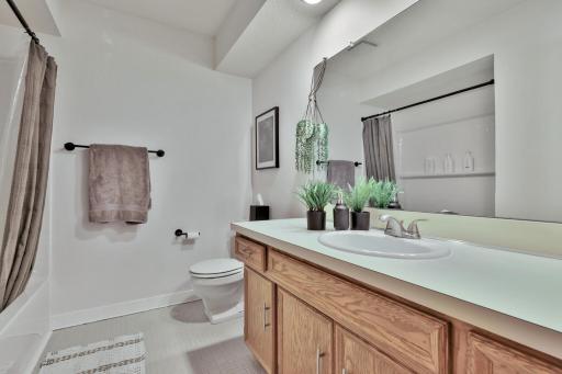 436 Oday Street S, Maplewood, MN 55119