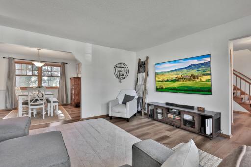 436 Oday Street S, Maplewood, MN 55119