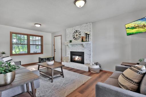 436 Oday Street S, Maplewood, MN 55119