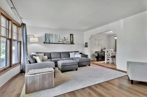 436 Oday Street S, Maplewood, MN 55119