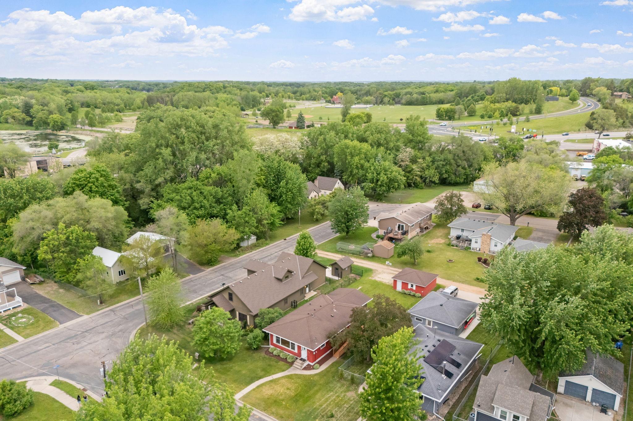 18-web-or-mls-4934 Minnesota St SE-18.jpg