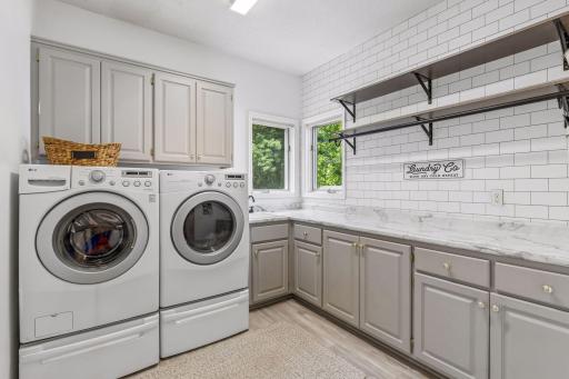 9009 Zanzibar Lane N, Maple Grove, MN 55311