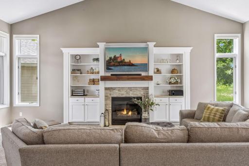 9009 Zanzibar Lane N, Maple Grove, MN 55311