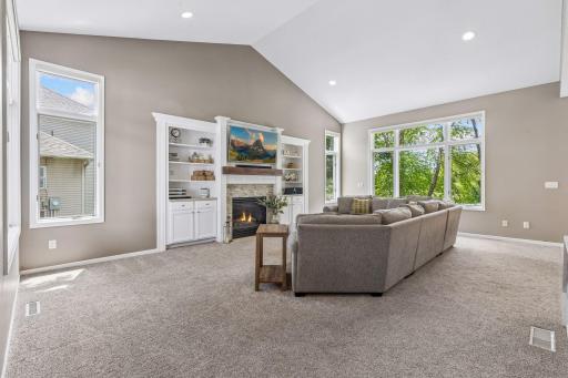9009 Zanzibar Lane N, Maple Grove, MN 55311