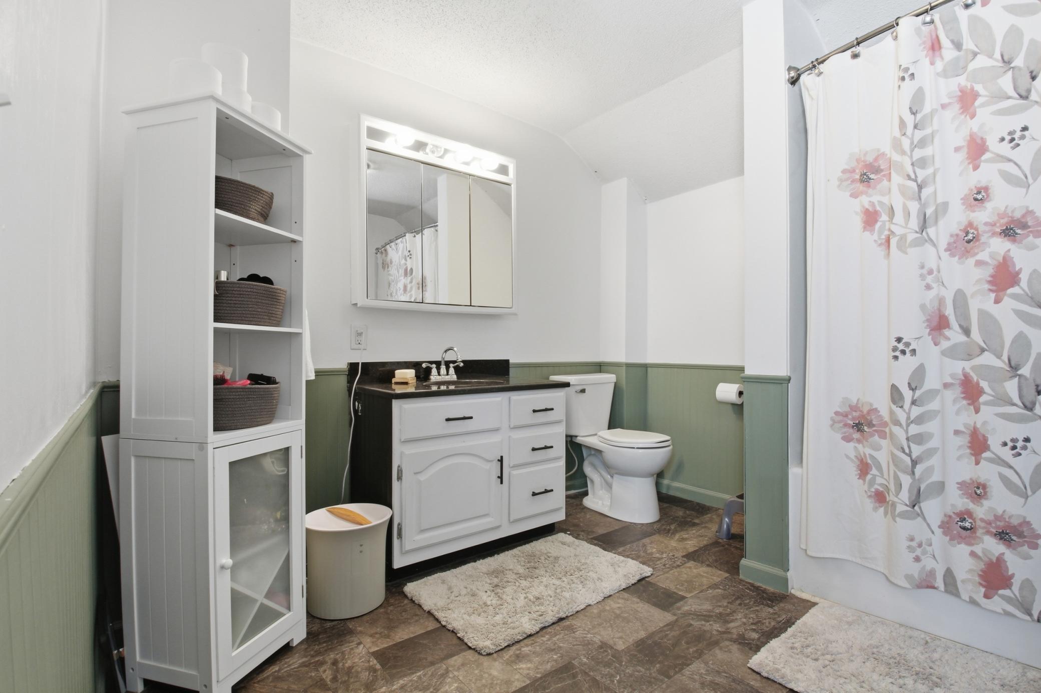 Upstairs bathroom