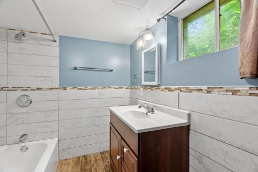 77 Stevens Street E, Saint Paul, MN 55107