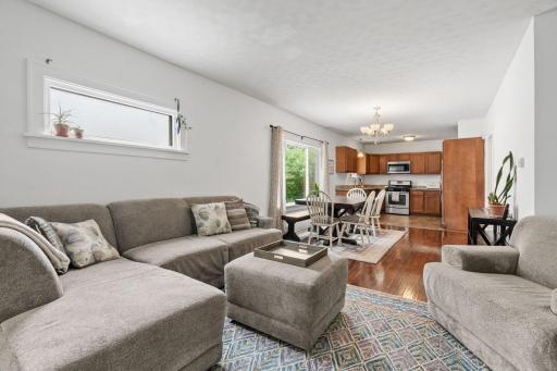 77 Stevens Street E, Saint Paul, MN 55107