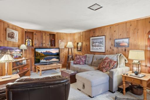 5045 Oxford Avenue, Minneapolis, MN 55436