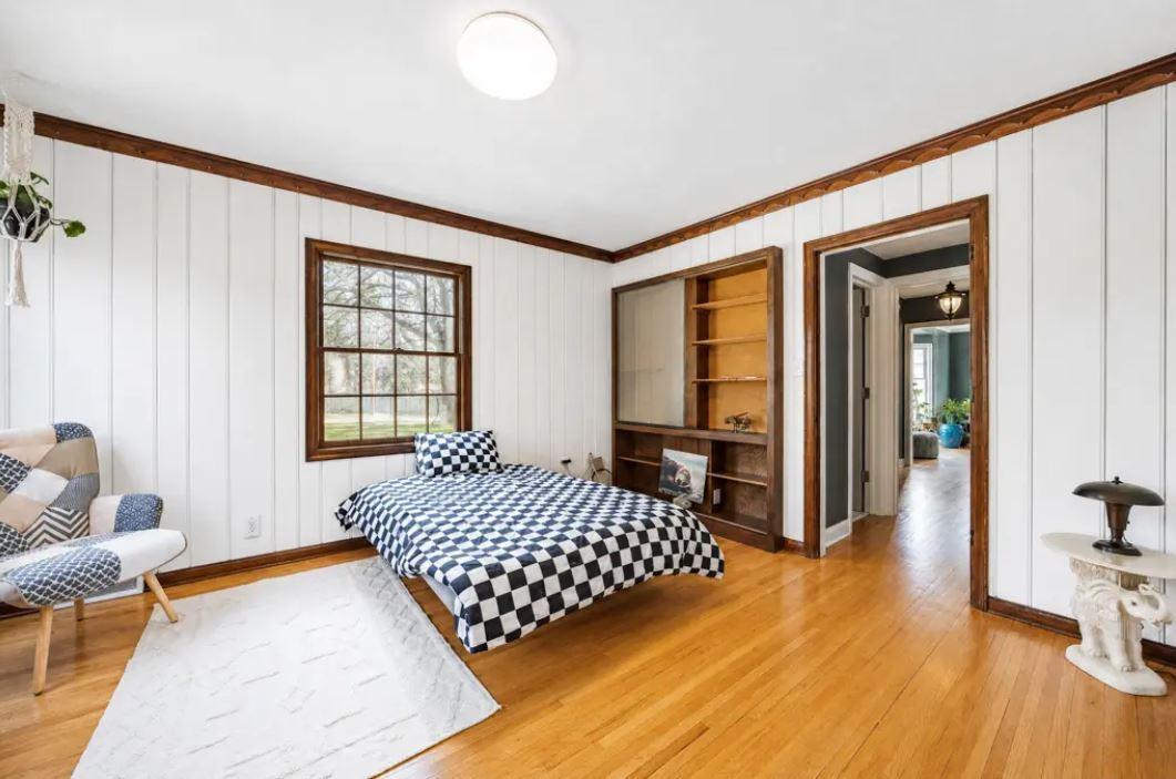 1 Guestroom 2.JPG