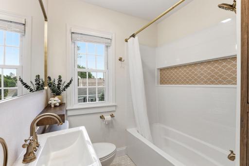 5732 Dupont Avenue S, Minneapolis, MN 55419