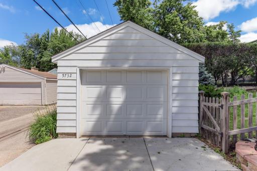 5732 Dupont Avenue S, Minneapolis, MN 55419