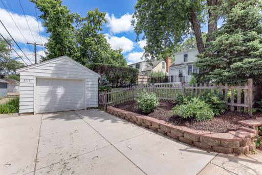 5732 Dupont Avenue S, Minneapolis, MN 55419