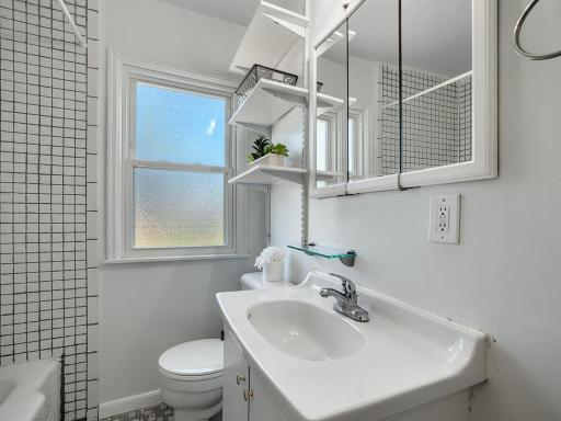 3616 Sumter Avenue S, Minneapolis, MN 55426