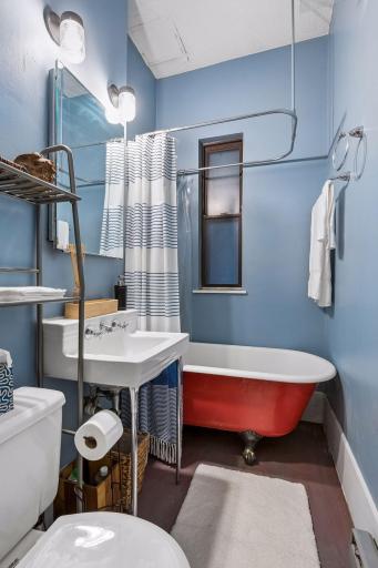 601 S 9th Street, 1, Minneapolis, MN 55404