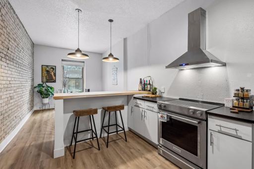 601 S 9th Street, 1, Minneapolis, MN 55404