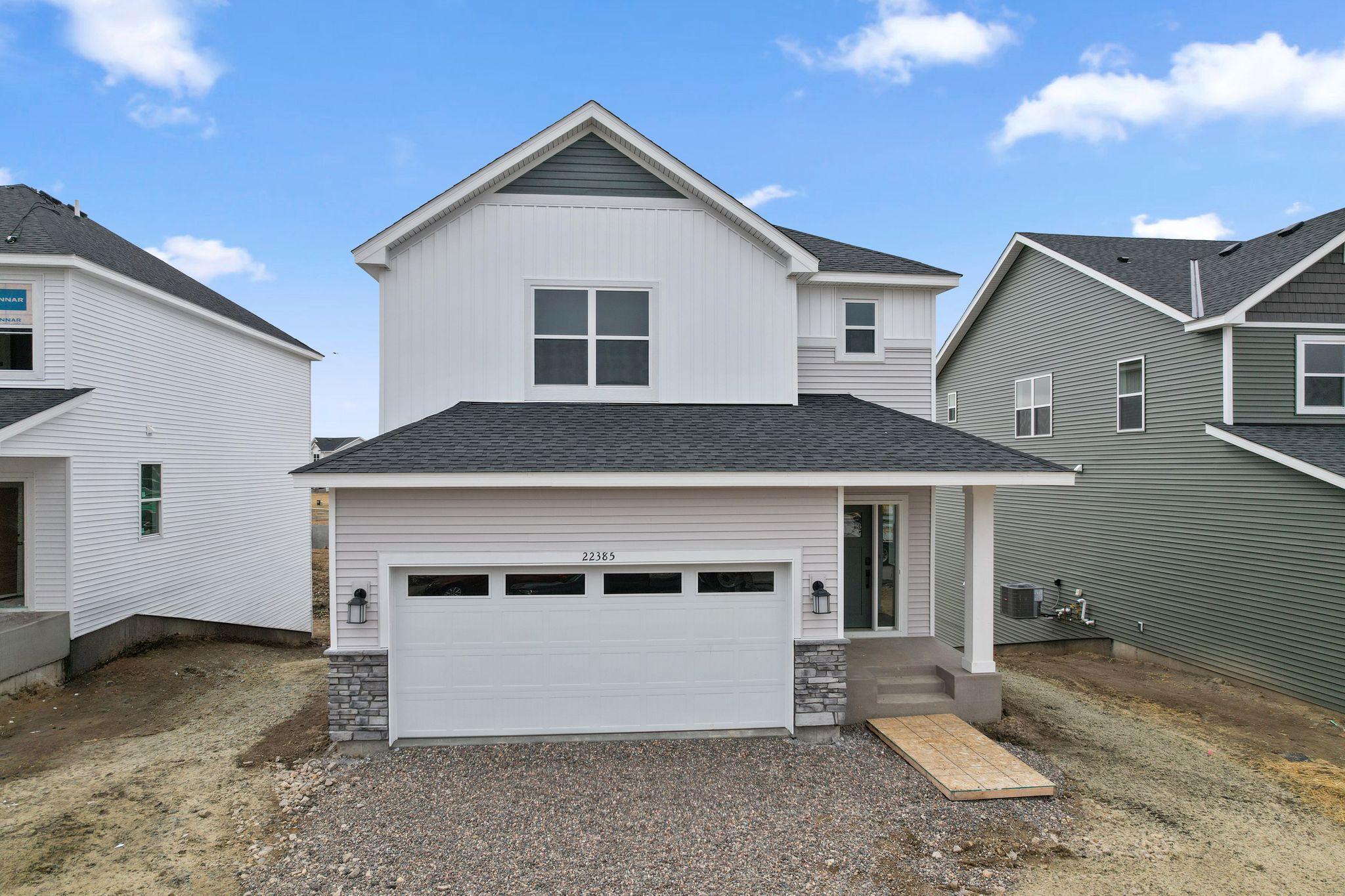 Welcome to 22385 Isla Way! The Glade!