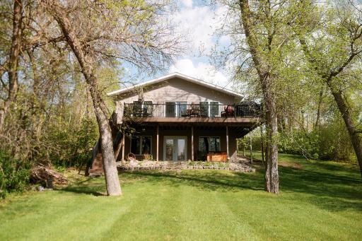 186 RUGBY POINT Road, Bottineau, ND 58318