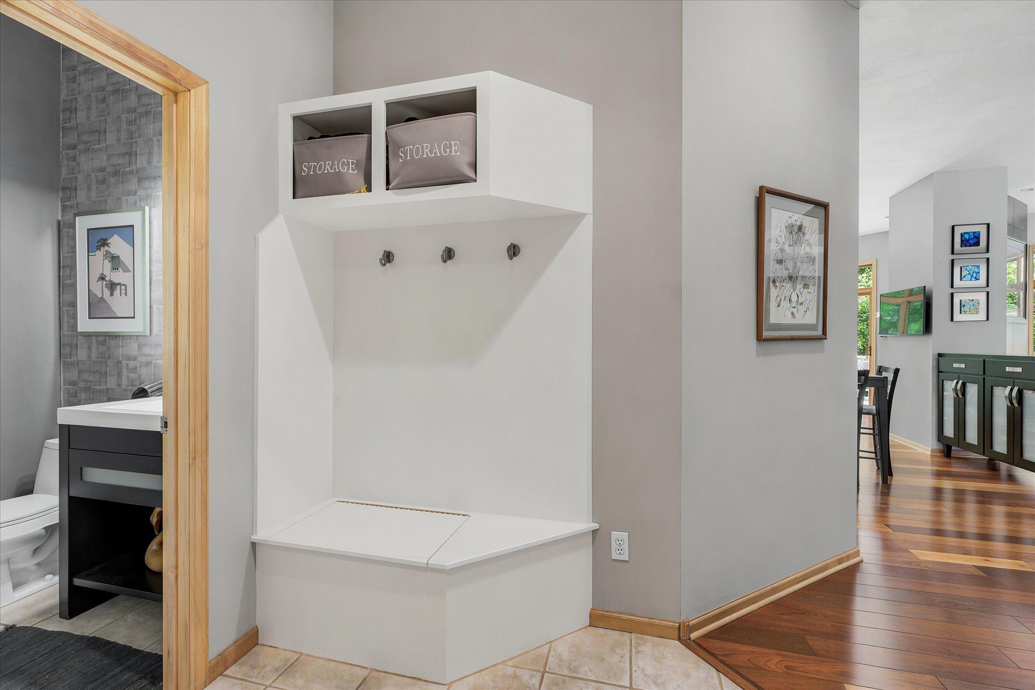 Cubby Seating & coat rack
