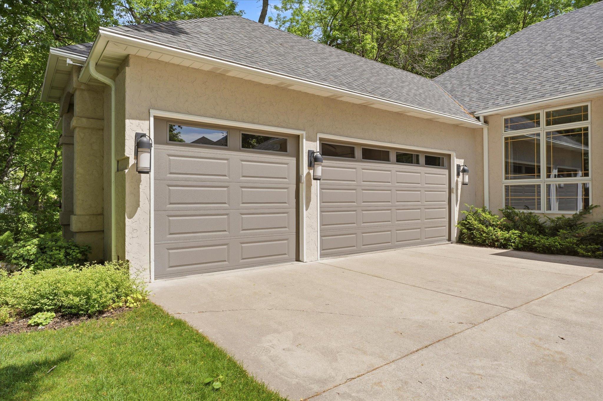 Oversized 3-Car Garage. 2023 Roof, Leaf Guard gutter System