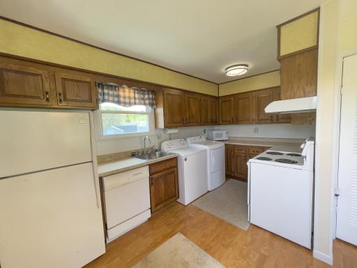 53 Banks Boulevard, Silver Bay, MN 55614