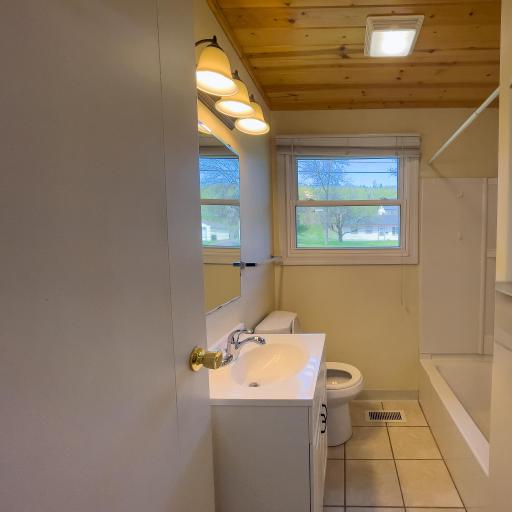53 Banks Boulevard, Silver Bay, MN 55614