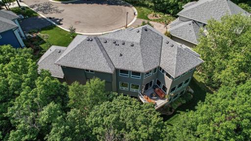 381 Del Rio Drive, Chanhassen, MN 55317