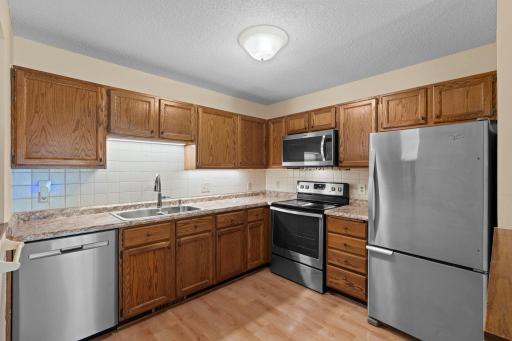 5304 Highpointe Terrace, Minneapolis, MN 55437