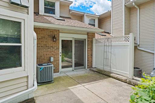 5304 Highpointe Terrace, Minneapolis, MN 55437