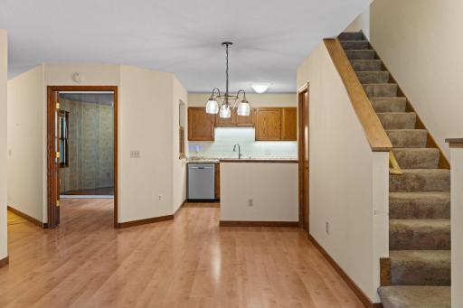 5304 Highpointe Terrace, Minneapolis, MN 55437