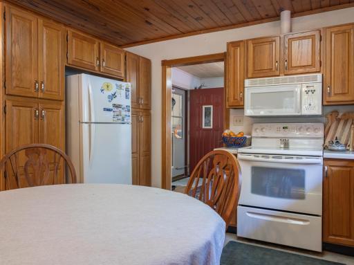Kitchen/dining
